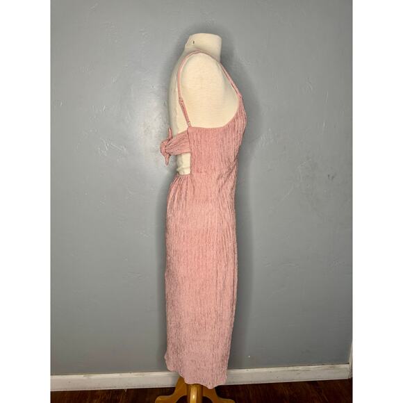 NWT Romantic Lulu’s Sleeveless Rose Dress with Front Slit – Size [Small] - Picture 5 of 7